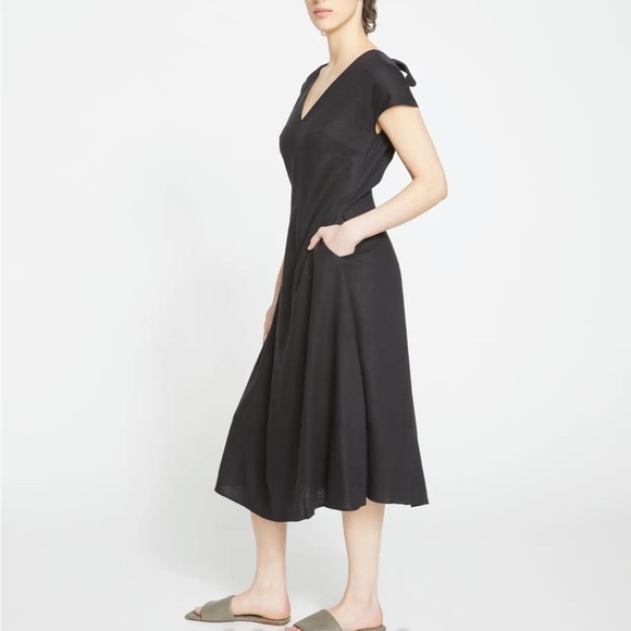 Brand new xs (10-12 size) Linen Universal Standard dress - Picture 4 of 5